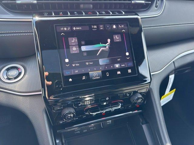 new 2025 Jeep Grand Cherokee car, priced at $43,110