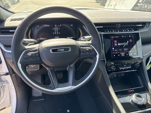 new 2025 Jeep Grand Cherokee car, priced at $43,110