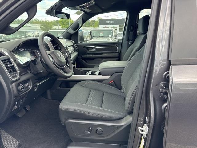 new 2025 Ram 1500 car, priced at $55,318