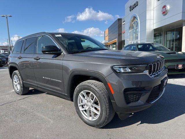 new 2025 Jeep Grand Cherokee car, priced at $41,470