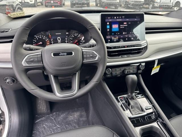 new 2025 Jeep Compass car, priced at $33,040