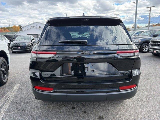 new 2025 Jeep Grand Cherokee car, priced at $52,849