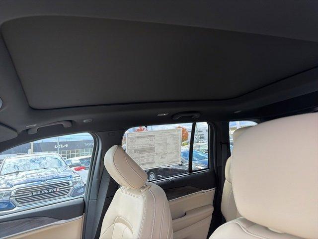 new 2025 Jeep Grand Cherokee car, priced at $52,849