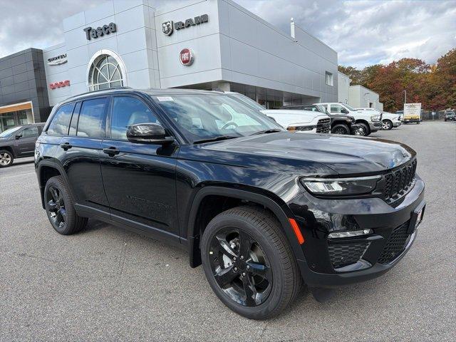 new 2025 Jeep Grand Cherokee car, priced at $52,849