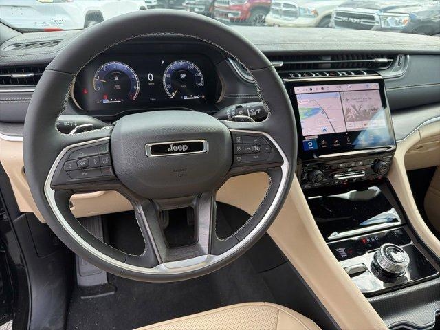 new 2025 Jeep Grand Cherokee car, priced at $52,849