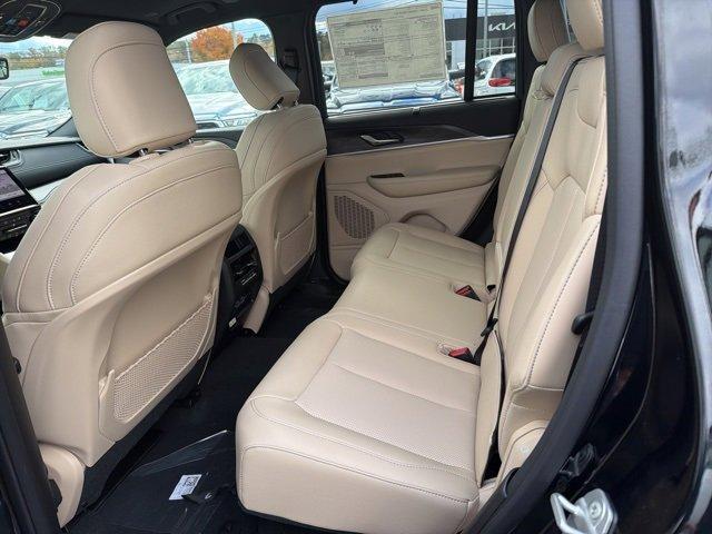 new 2025 Jeep Grand Cherokee car, priced at $52,849