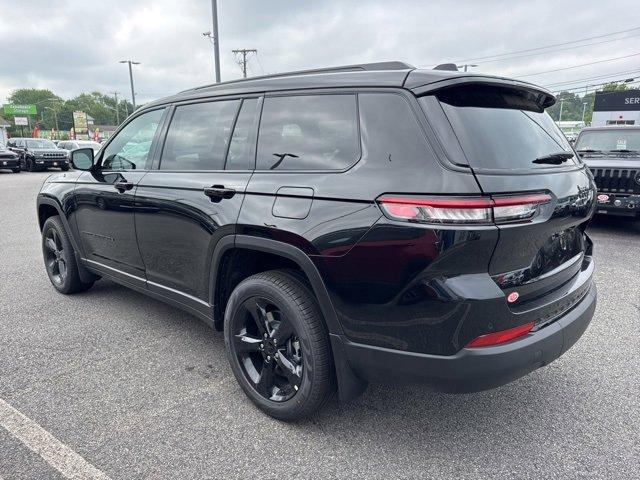 new 2025 Jeep Grand Cherokee L car, priced at $51,437