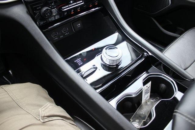 used 2022 Jeep Grand Cherokee car, priced at $34,900
