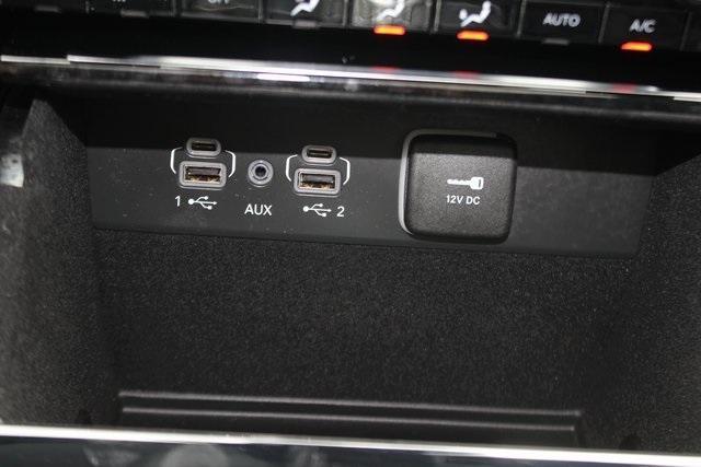 used 2022 Jeep Grand Cherokee car, priced at $34,900