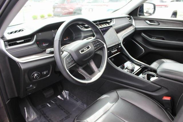 used 2022 Jeep Grand Cherokee car, priced at $34,900