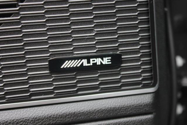 used 2022 Jeep Grand Cherokee car, priced at $34,900
