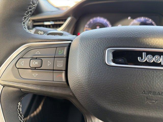 new 2025 Jeep Grand Cherokee car, priced at $47,688