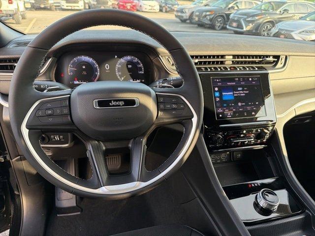 new 2025 Jeep Grand Cherokee car, priced at $47,688