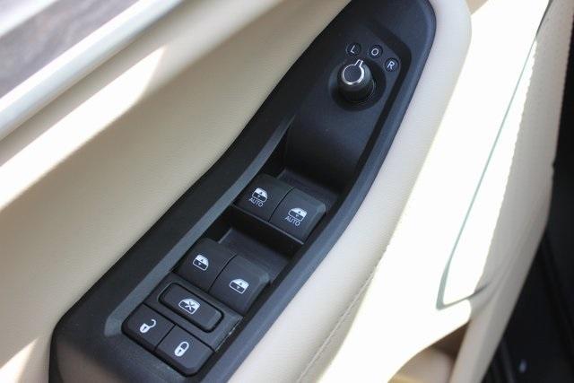 used 2022 Jeep Grand Cherokee car, priced at $31,500