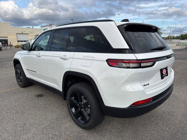 new 2025 Jeep Grand Cherokee car, priced at $50,440