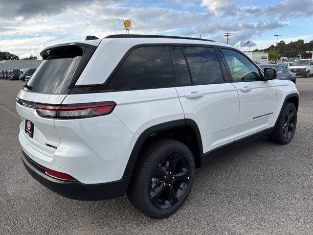 new 2025 Jeep Grand Cherokee car, priced at $50,440