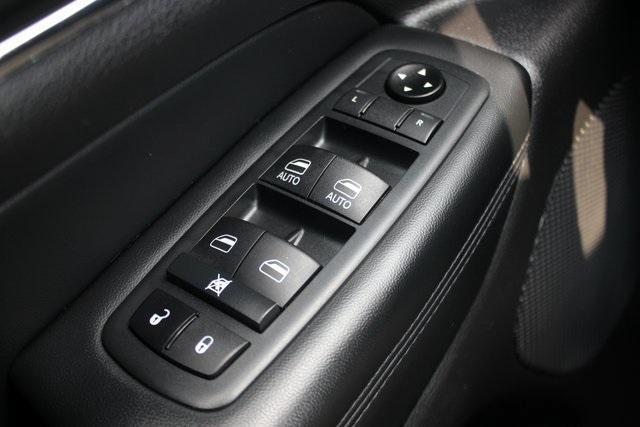 used 2021 Jeep Grand Cherokee car, priced at $25,999