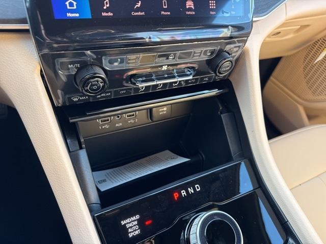 new 2025 Jeep Grand Cherokee L car, priced at $50,470