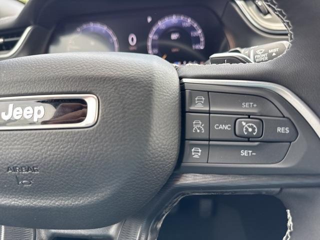 new 2025 Jeep Grand Cherokee car, priced at $47,725