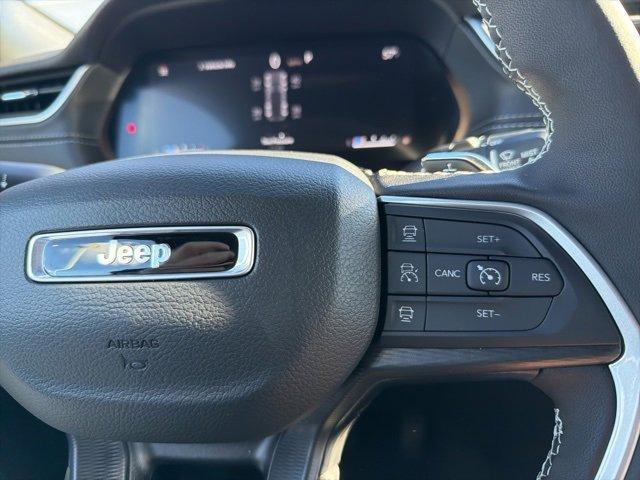 new 2025 Jeep Grand Cherokee car, priced at $43,955