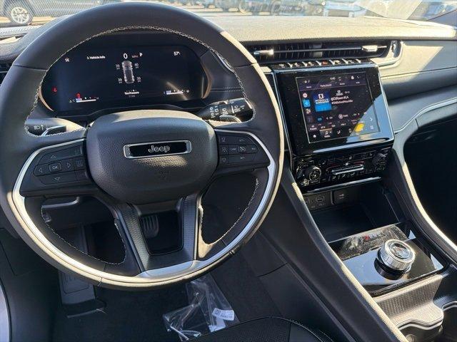 new 2025 Jeep Grand Cherokee car, priced at $43,955