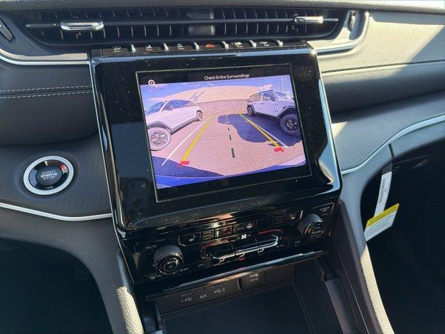 new 2025 Jeep Grand Cherokee car, priced at $47,688