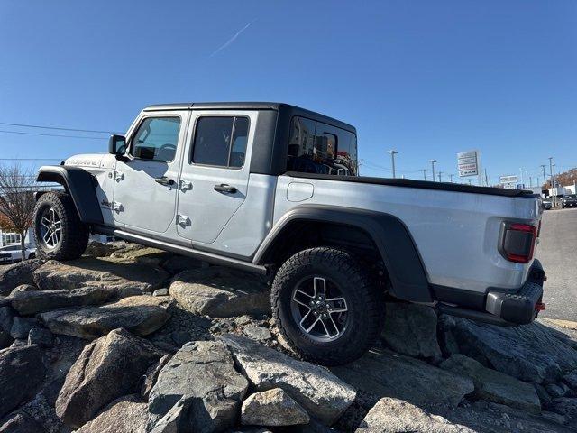 new 2024 Jeep Gladiator car, priced at $59,138