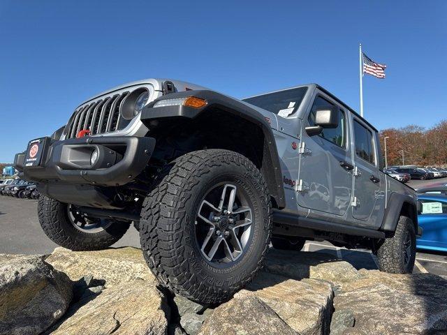 new 2024 Jeep Gladiator car, priced at $59,138