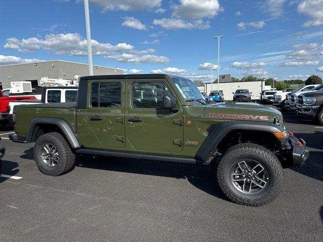 new 2024 Jeep Gladiator car, priced at $58,138