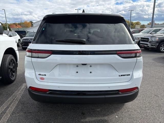 new 2025 Jeep Grand Cherokee car, priced at $49,297