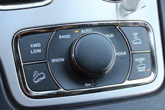 used 2021 Jeep Grand Cherokee car, priced at $33,775