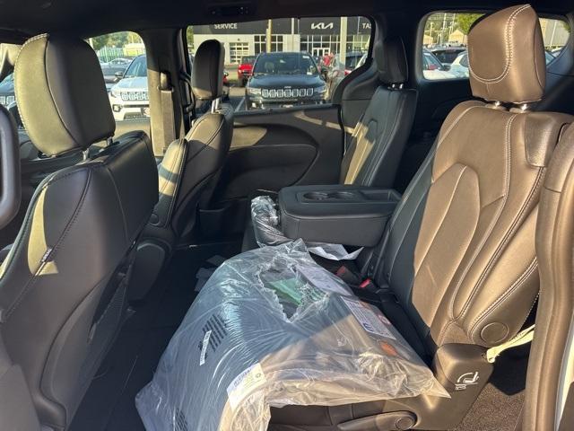 new 2026 Chrysler Pacifica car, priced at $44,410