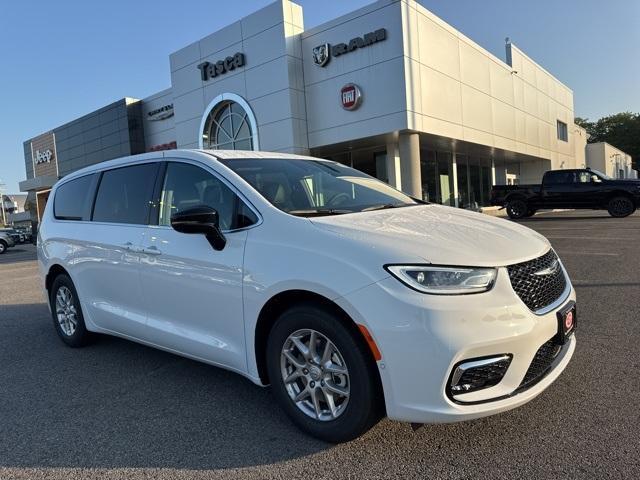 new 2026 Chrysler Pacifica car, priced at $44,410