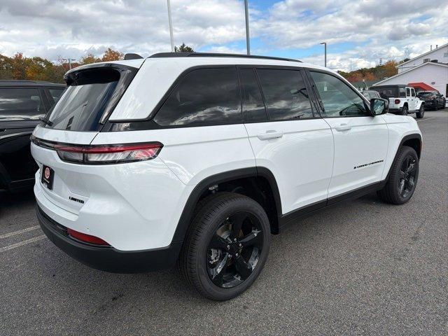 new 2025 Jeep Grand Cherokee car, priced at $49,297