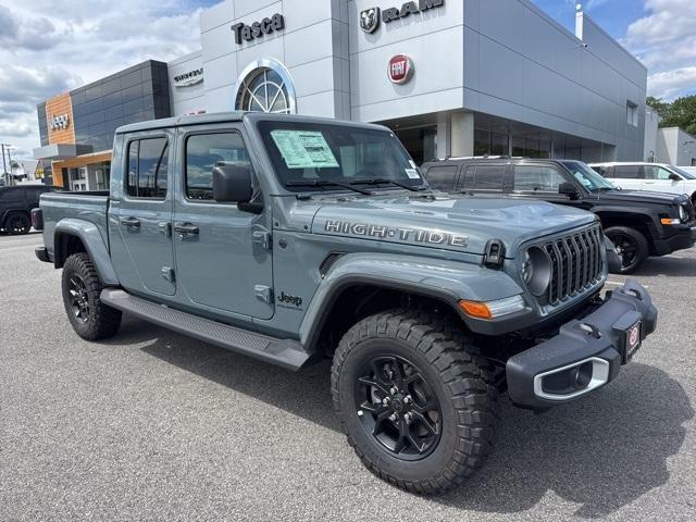 new 2025 Jeep Gladiator car, priced at $50,267