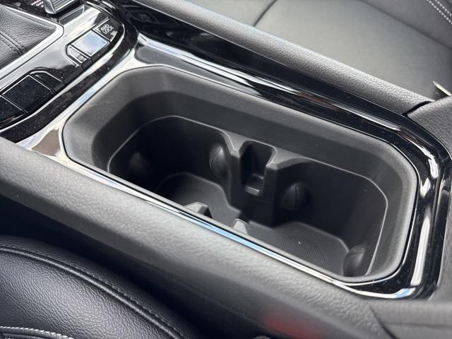 new 2025 Jeep Compass car, priced at $33,335