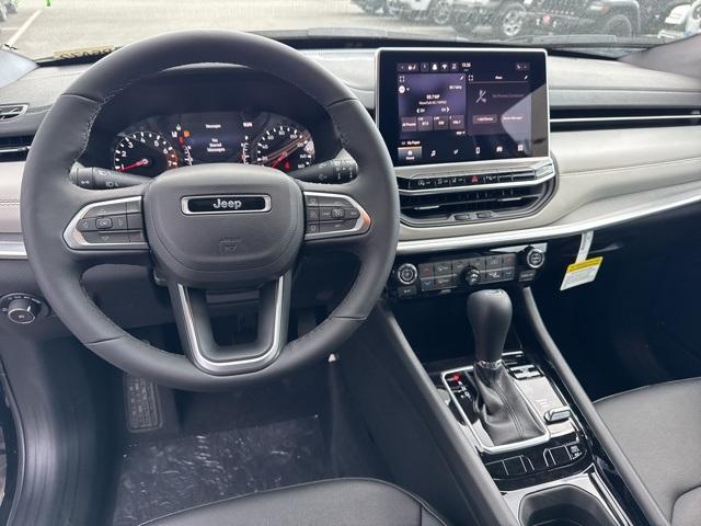 new 2025 Jeep Compass car, priced at $33,335