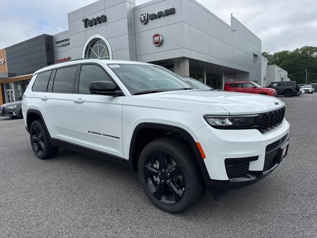 new 2025 Jeep Grand Cherokee L car, priced at $45,622
