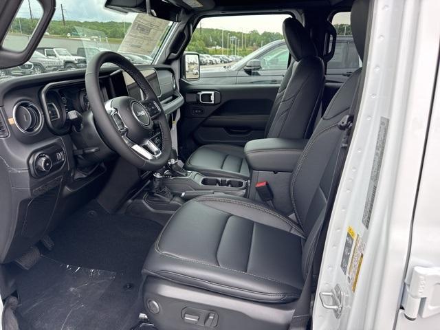 new 2025 Jeep Wrangler car, priced at $51,332