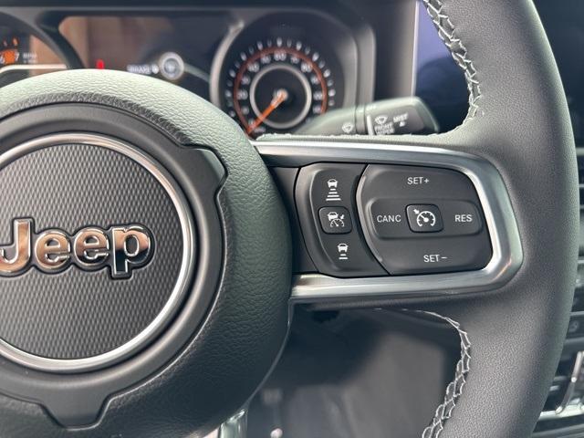 new 2025 Jeep Wrangler car, priced at $51,332