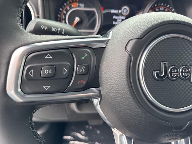 new 2025 Jeep Wrangler car, priced at $51,332