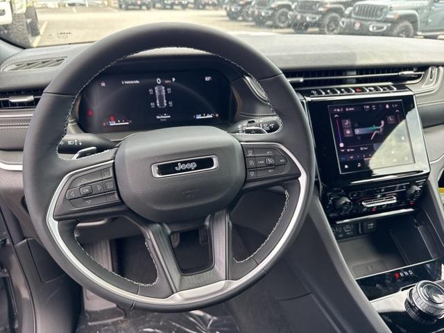 new 2025 Jeep Grand Cherokee car, priced at $44,170