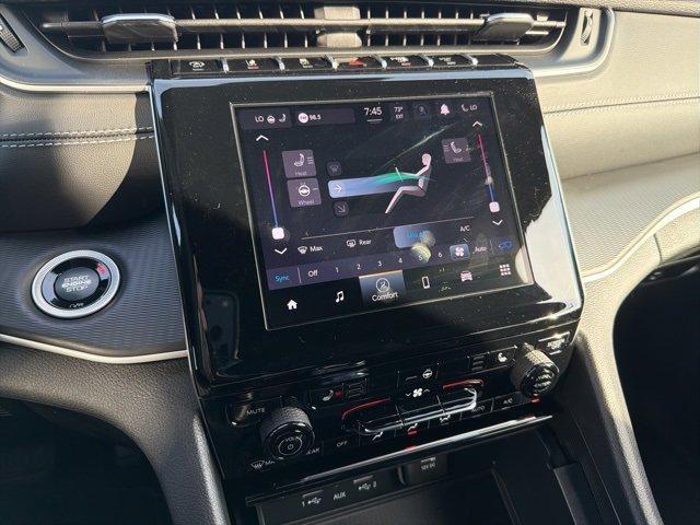 new 2025 Jeep Grand Cherokee car, priced at $47,152