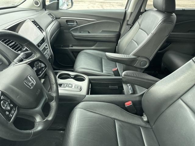 used 2022 Honda Pilot car, priced at $33,008