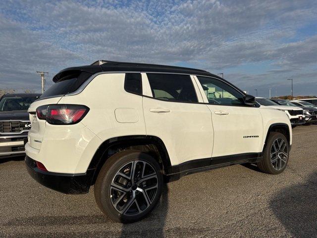 new 2025 Jeep Compass car, priced at $39,790