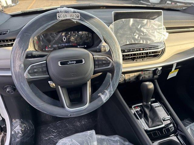 new 2025 Jeep Compass car, priced at $39,790