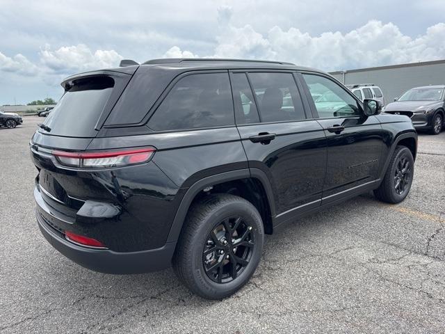 new 2025 Jeep Grand Cherokee car, priced at $42,710