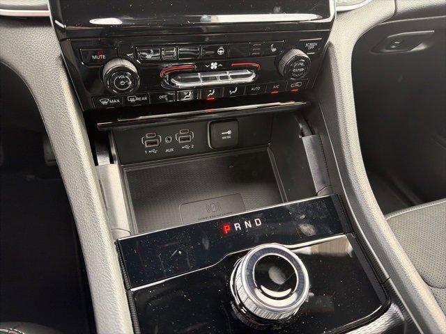 new 2025 Jeep Grand Cherokee car, priced at $47,688