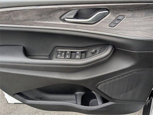 used 2023 Jeep Grand Cherokee car, priced at $34,050