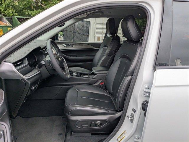 used 2023 Jeep Grand Cherokee car, priced at $34,050
